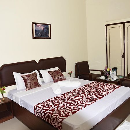 Hotel Lumbini International Бодх-Гая Экстерьер фото
