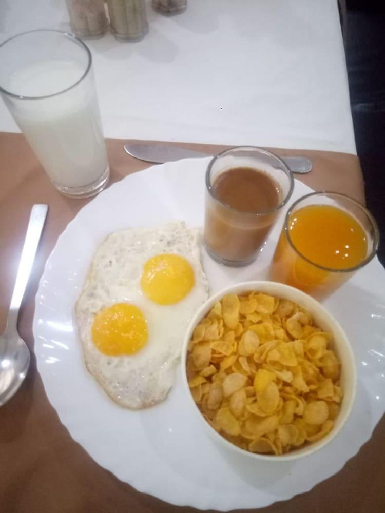 Hotel Lumbini International Бодх-Гая Экстерьер фото
