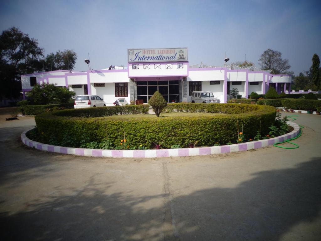 Hotel Lumbini International Бодх-Гая Экстерьер фото