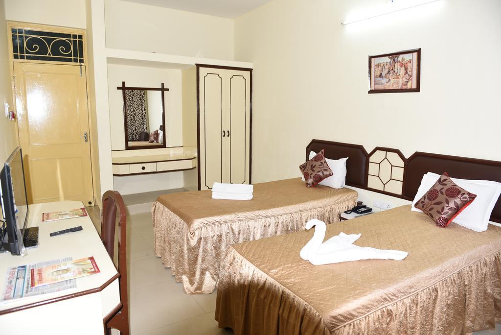 Hotel Lumbini International Бодх-Гая Экстерьер фото