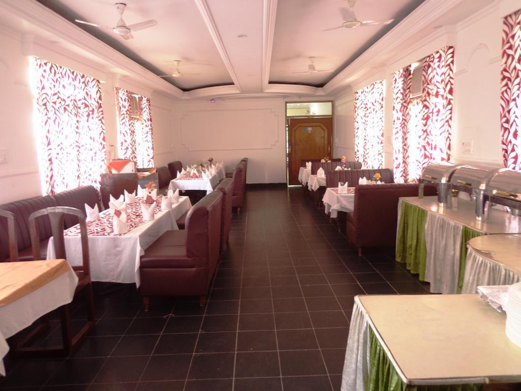Hotel Lumbini International Бодх-Гая Экстерьер фото
