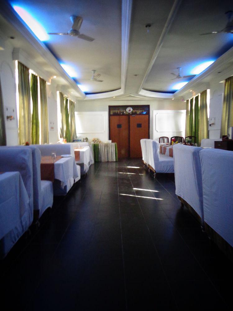 Hotel Lumbini International Бодх-Гая Экстерьер фото