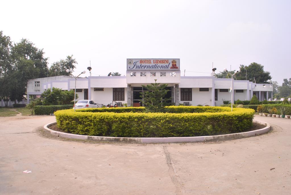 Hotel Lumbini International Бодх-Гая Экстерьер фото